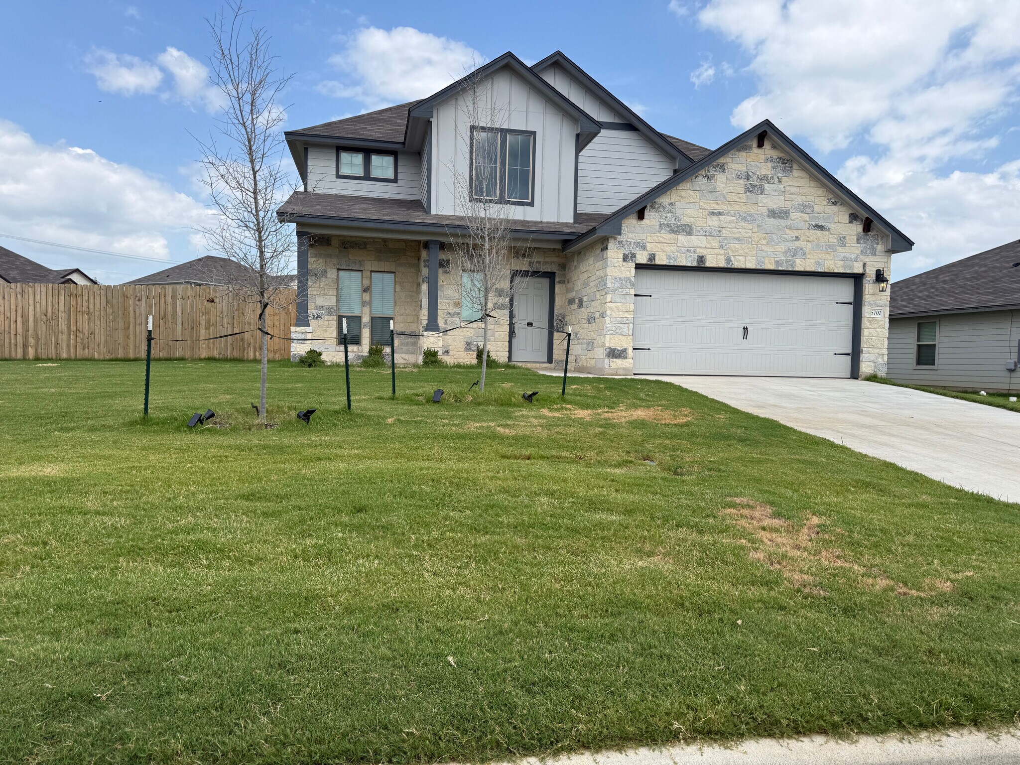 Building Photo - 5700 Foggy Lagoon Dr
