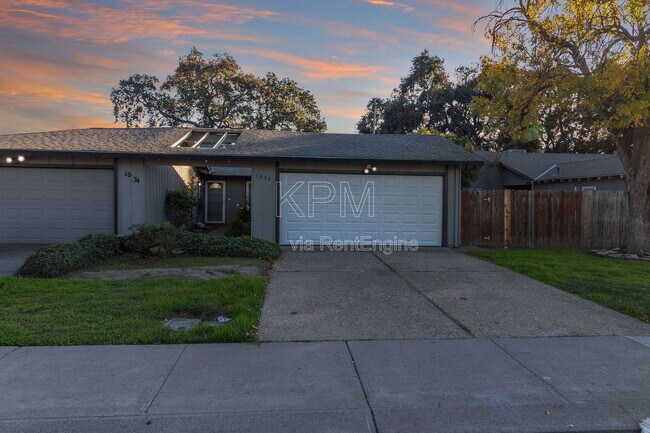 Primary Photo - 1036 Princess Dr