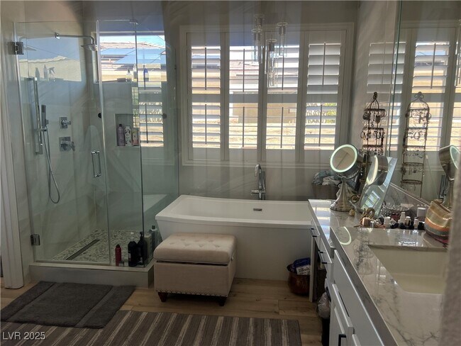 Building Photo - 105 Fountainhead Cir