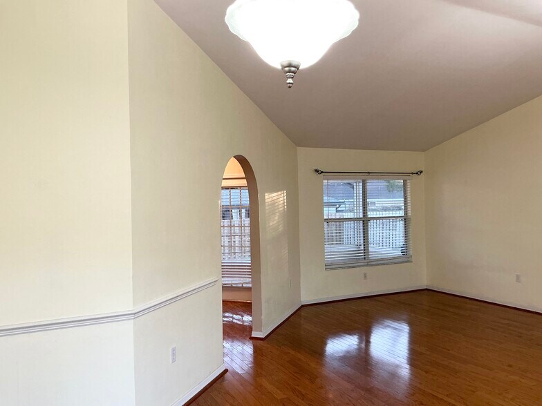 Building Photo - 8707 NW 10th Pl