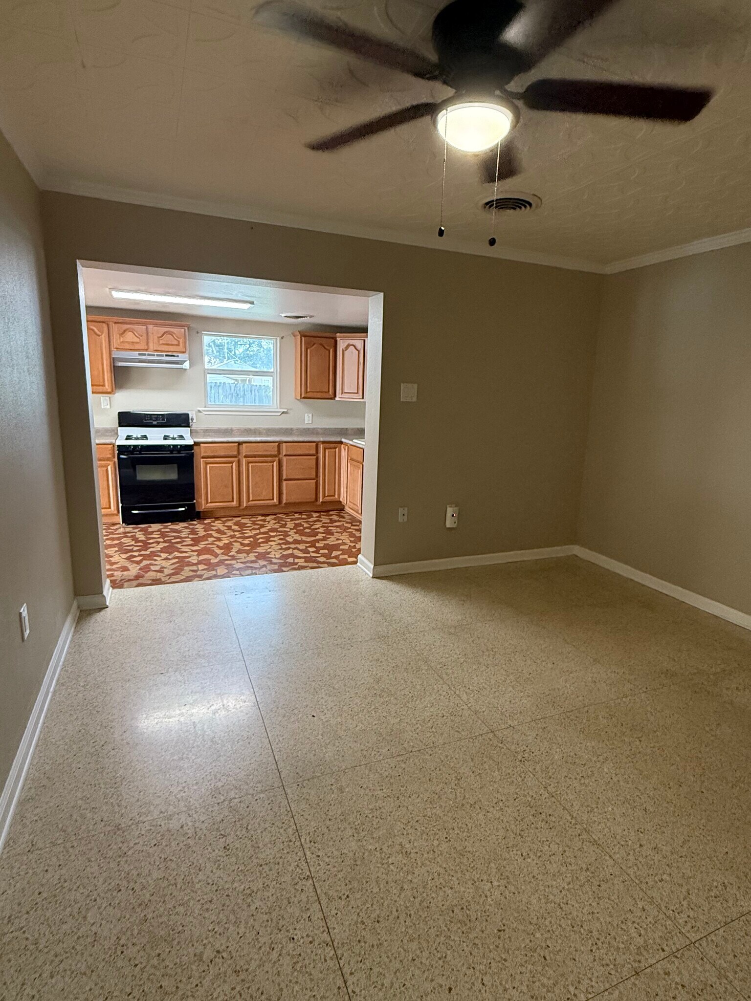 Building Photo - 2912 Delille St