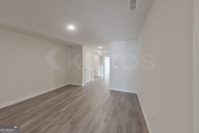Building Photo - 341 Ironwood Ct
