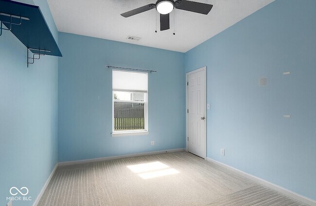 Building Photo - 4570 Matthew St