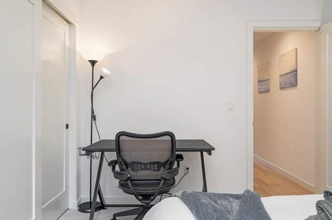 Building Photo - 6125 Sand Point Way NE