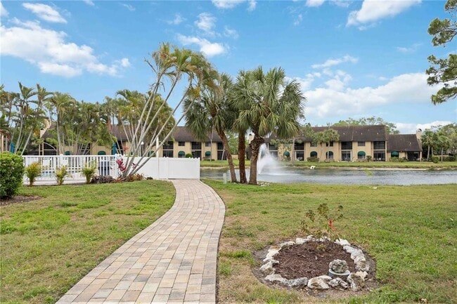 Building Photo - 5627 Ashton Way