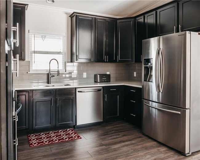 Building Photo - 2505 Rogge Ln