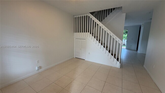 Building Photo - 200 Riverwalk Cir