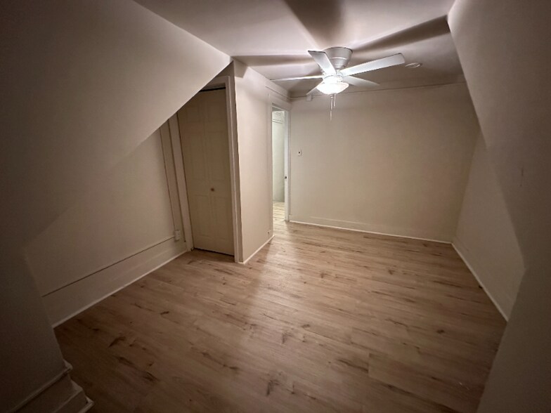 Building Photo - 381-383-383 S 3rd St