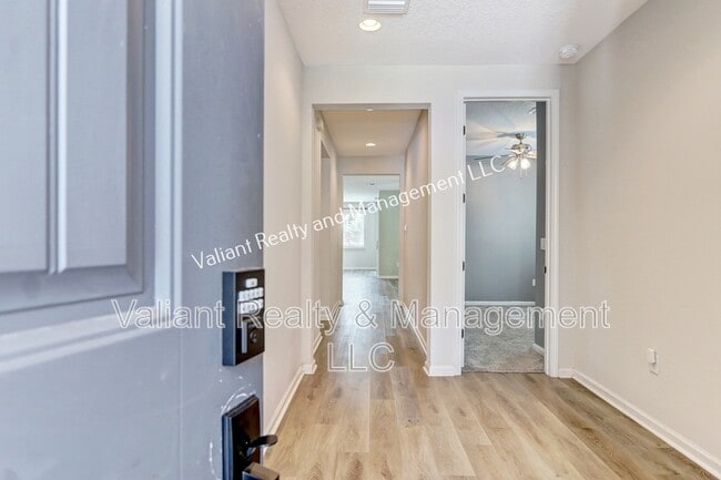 Building Photo - 1880 Cogdill Trace