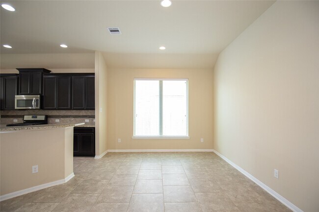Building Photo - 311 Lockridge Hill Ln