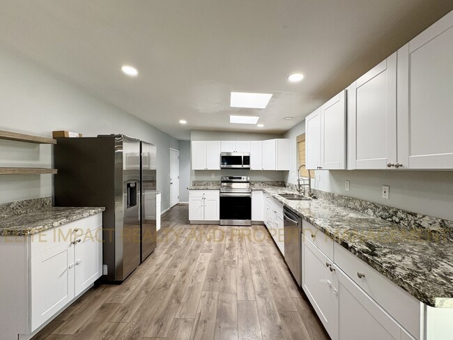 Building Photo - 7429 E 45th St