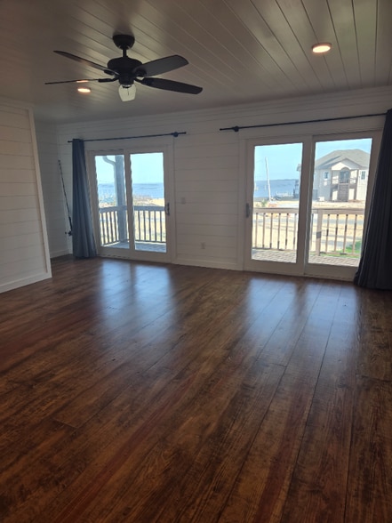 Building Photo - 4007 W Princess Ln