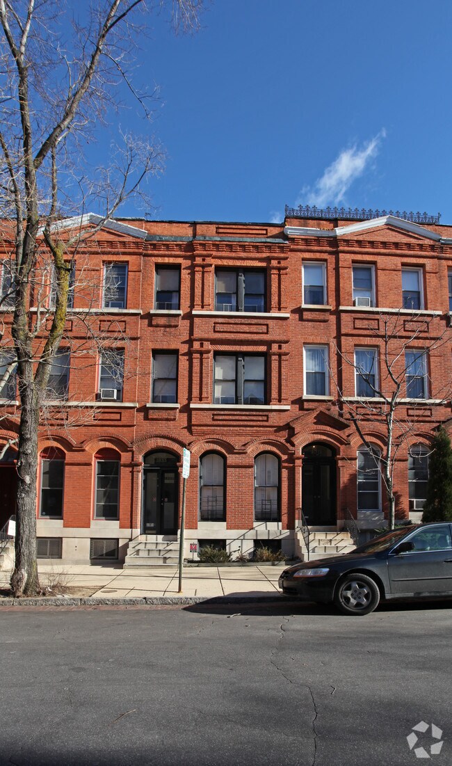 Primary Photo - 1833 Bolton St