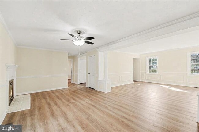 Building Photo - 2113 Matthew Ln