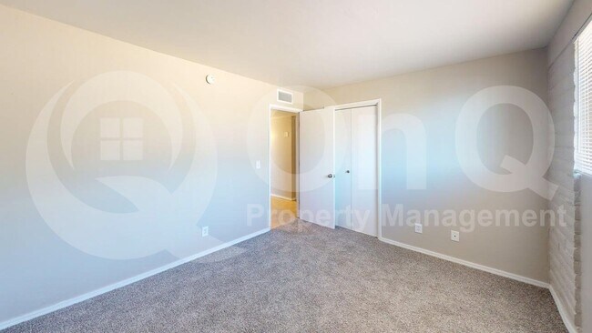 Building Photo - 1826 W Dominy Rd