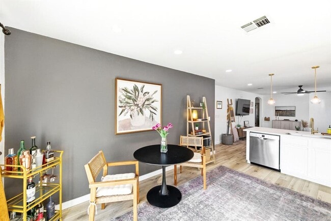 Building Photo - 5905 Los Dios Pl