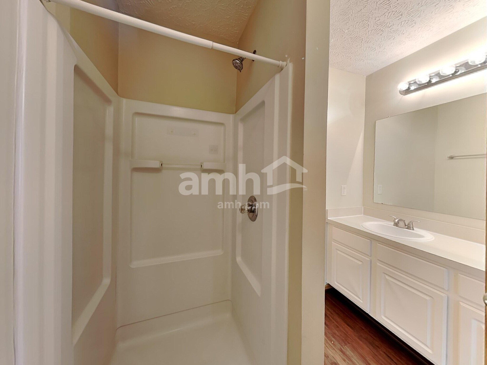 Building Photo - 113 Merriston Cir