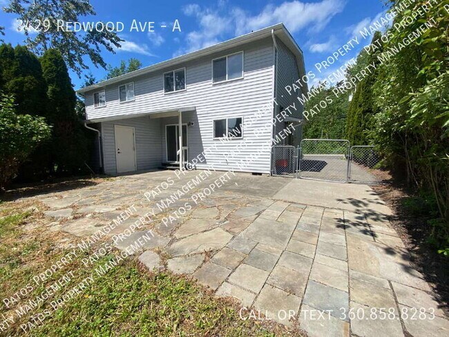 Building Photo - 3429 Redwood Ave