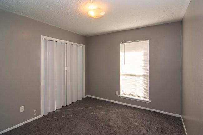Building Photo - 12110 Swan Creek Dr