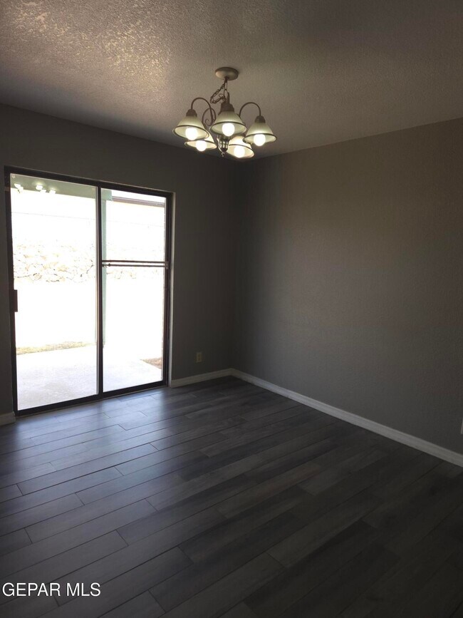 Building Photo - 4629 Loma Grande Dr