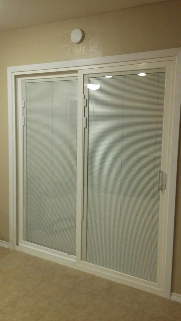 Building Photo - 804 Meadow Dale