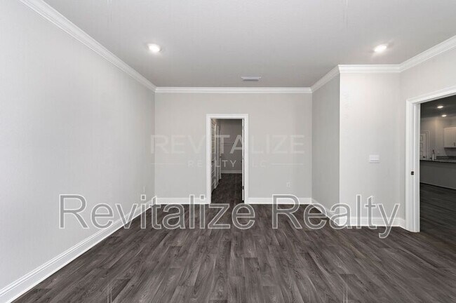 Building Photo - 14578 Dayton Cir