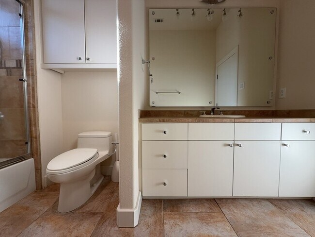 Building Photo - 4459 Lena Ln