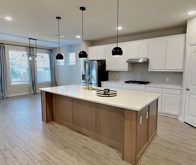 Building Photo - Highly sought-after Morningstar Addition in Aledo!