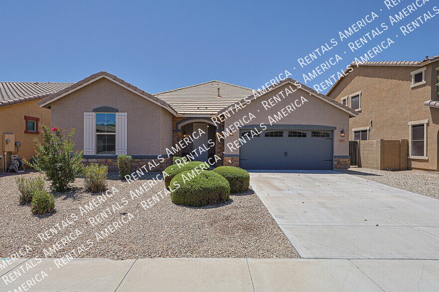 Building Photo - 15611 W Westview Dr