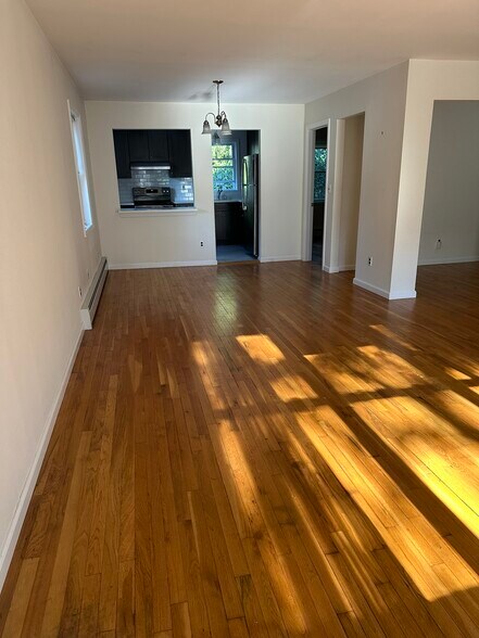 Dining Room - 30 Summit Rd