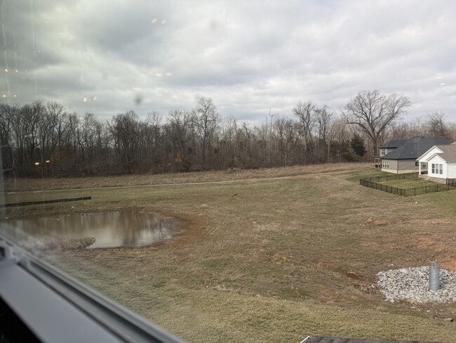 Building Photo - 213 Tartan Dr