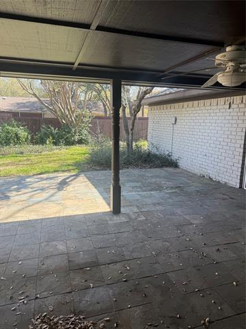 Building Photo - 14922 Hillcrest Rd