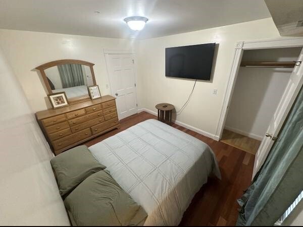 Building Photo - 32 Tufts Ave