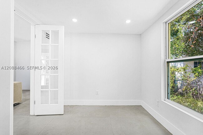 Building Photo - 4520 NW 3rd Ave