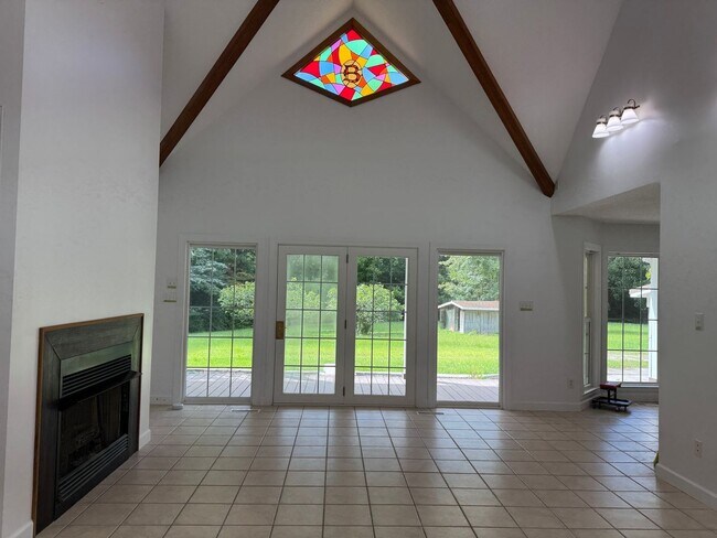 Building Photo - 748 Alligator Creek Rd