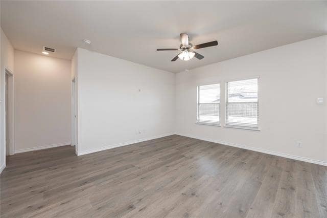 Building Photo - 719 Cool Cyn Trl