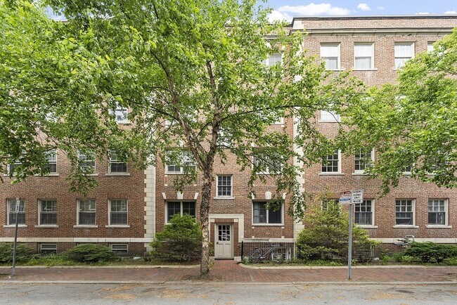 Primary Photo - 21 Chauncy St