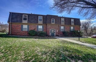Building Photo - Countryshire Apartments