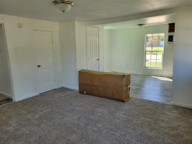 Building Photo - 107 Spring St