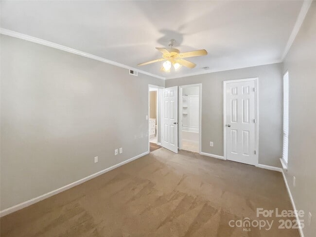 Building Photo - 3217 Heathstead Place