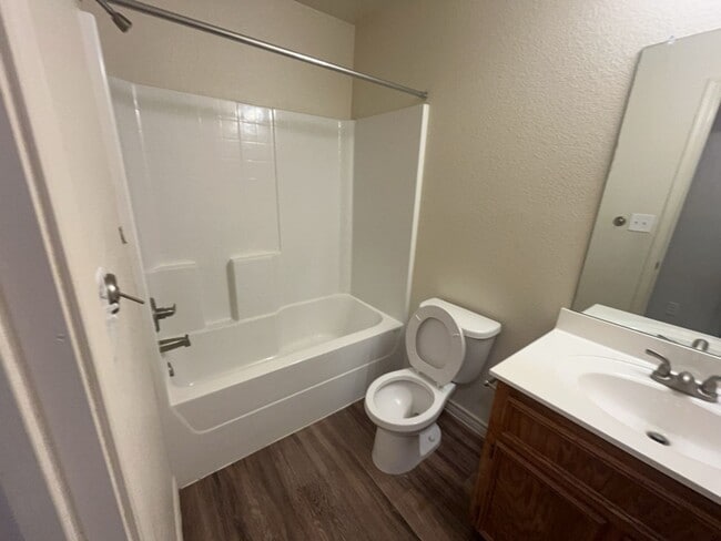 Building Photo - AVAILABLE SOON!