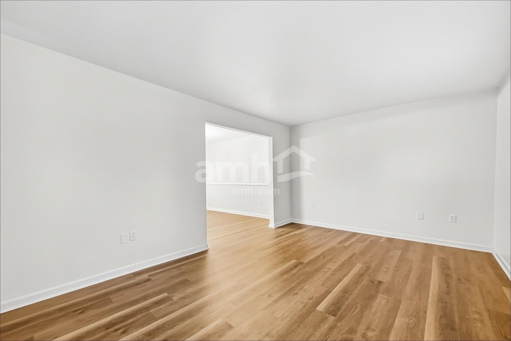Building Photo - 10082 Shagy Bark Ct
