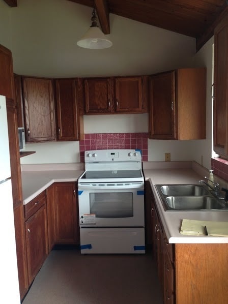 Building Photo - 2 BEDROOM, 1 BATHROOM COTTAGE IN KAILUA