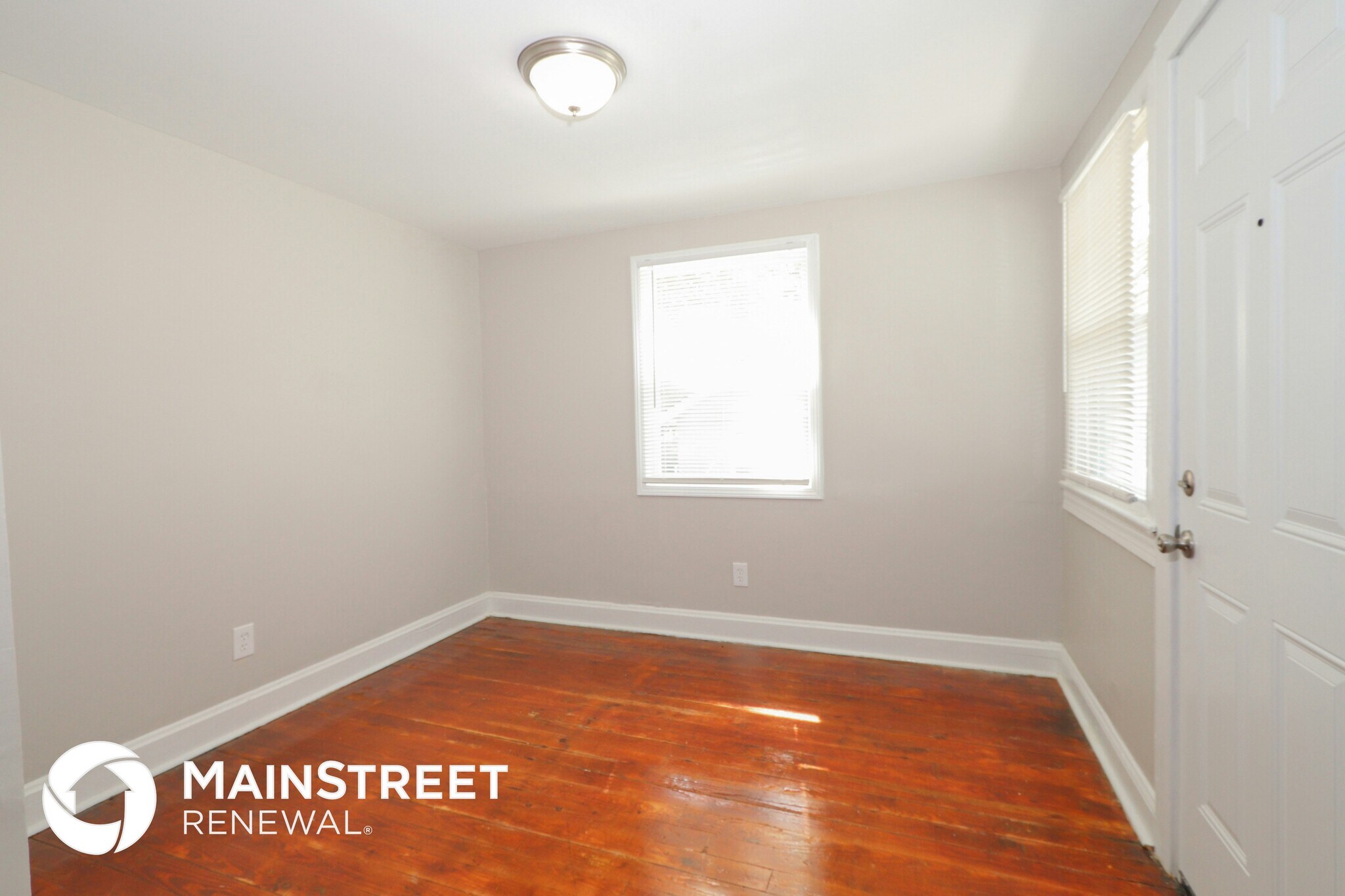 Building Photo - 1618 S 30th St