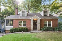 Building Photo - 919 Gilbert St SE