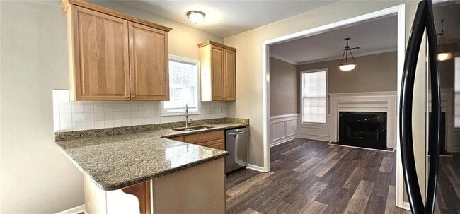 Building Photo - 3350 Steeple Way