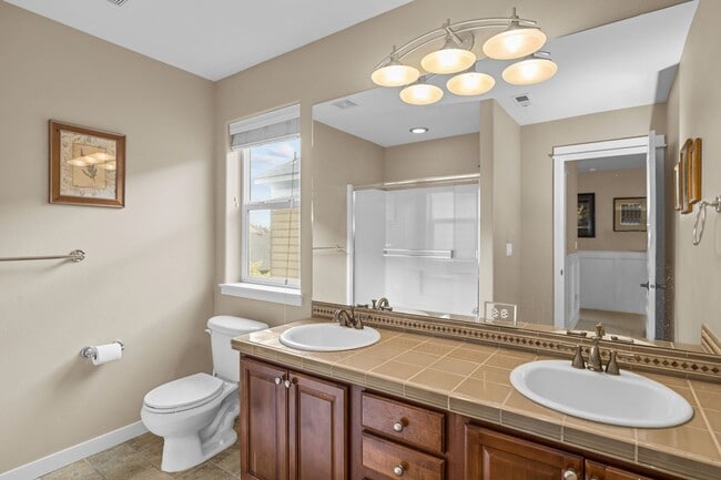 Building Photo - First Time Rental Property With Gorgeous F...