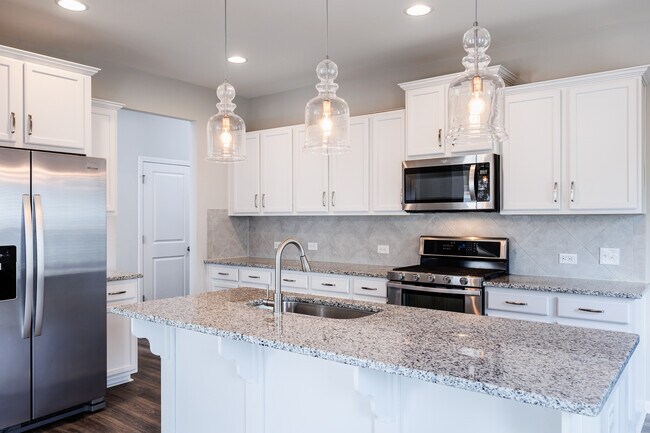 Building Photo - 628 Metro Sta