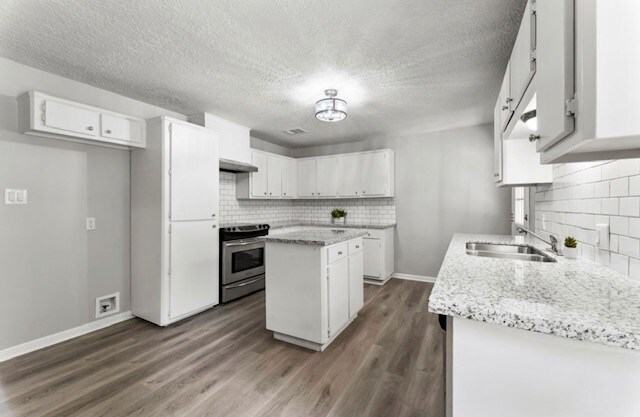 Building Photo - 601 Dogwood Trl