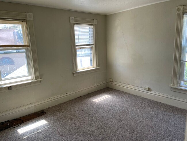 Building Photo - 508 Union Ave
